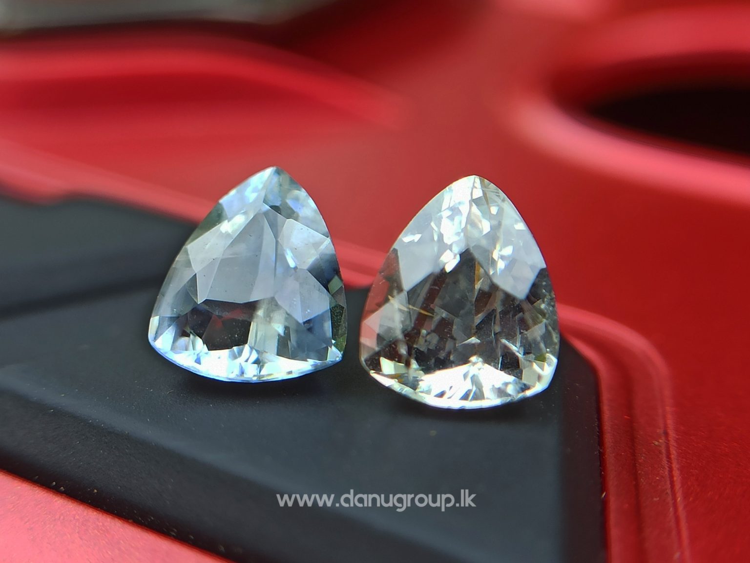 Ceylon Natural Bi Colour Sapphire and light yellow sapphire - Natural Fancy Sapphire couple from Danu Group