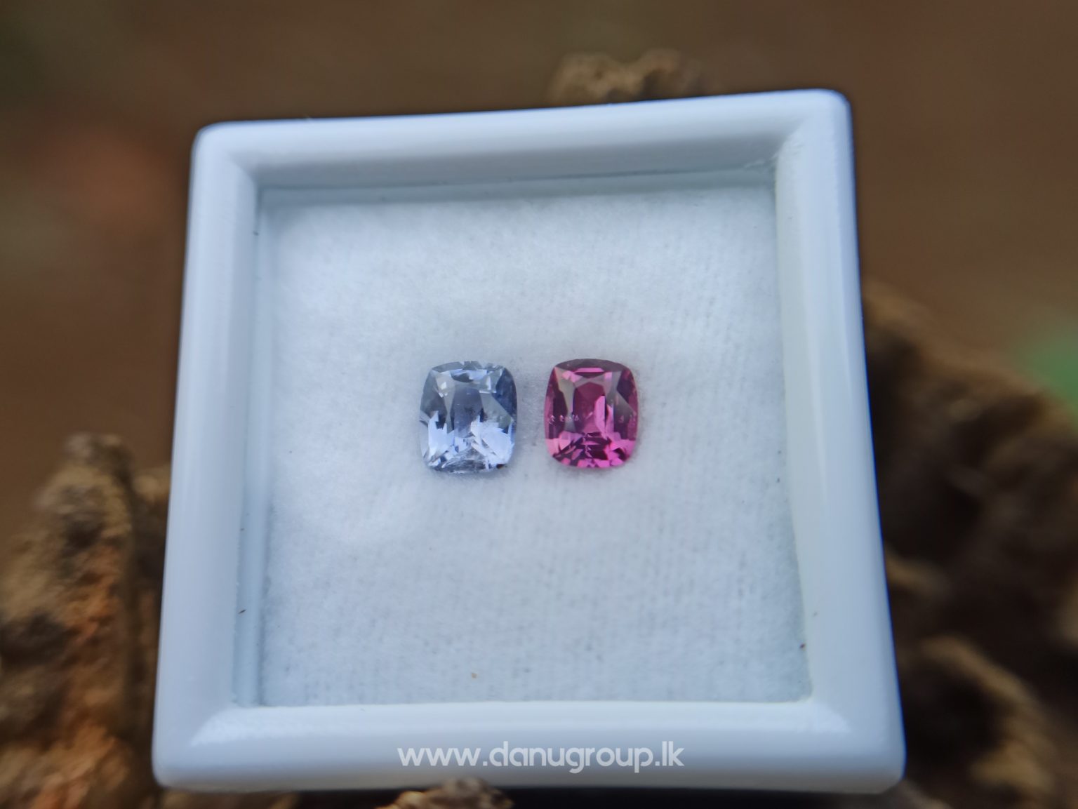 Ceylon Natural Violet and pink sapphire , fancy sapphire couple danu group Gemstones