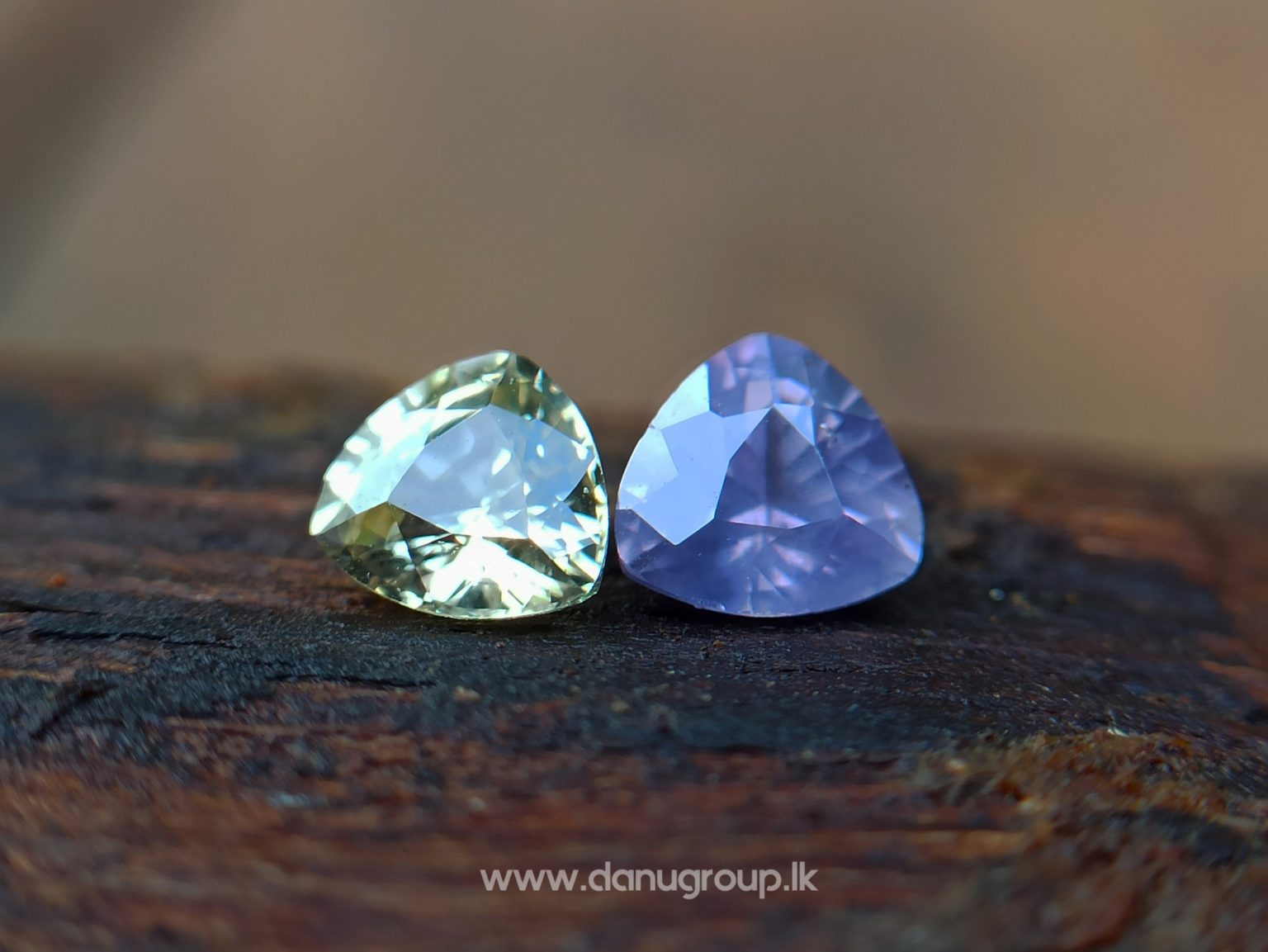 danugroup.lk - natural purple and yellow sapphire from Danu Group Fancy Sapphire couple