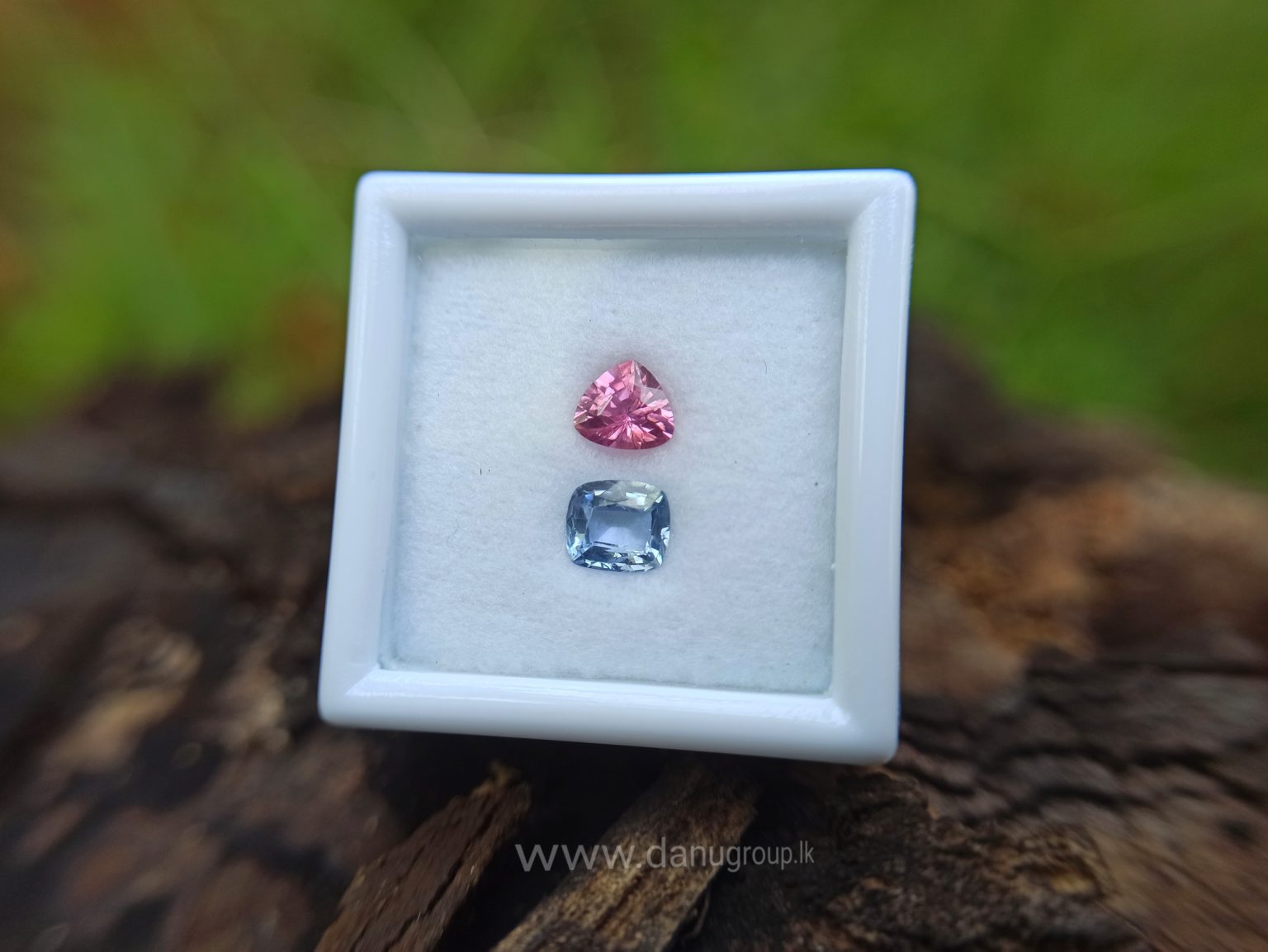 danugroup.lk - Ceylon Natural Blue and pink sapphire couple Danu Group Gemstones