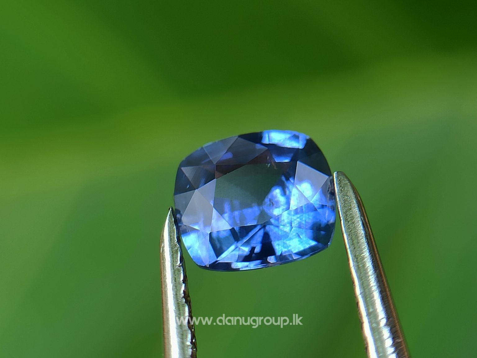 danugroup.lk - Ceylon Natural Cornflower Blue Sapphire Danu Group Gemstones Collections