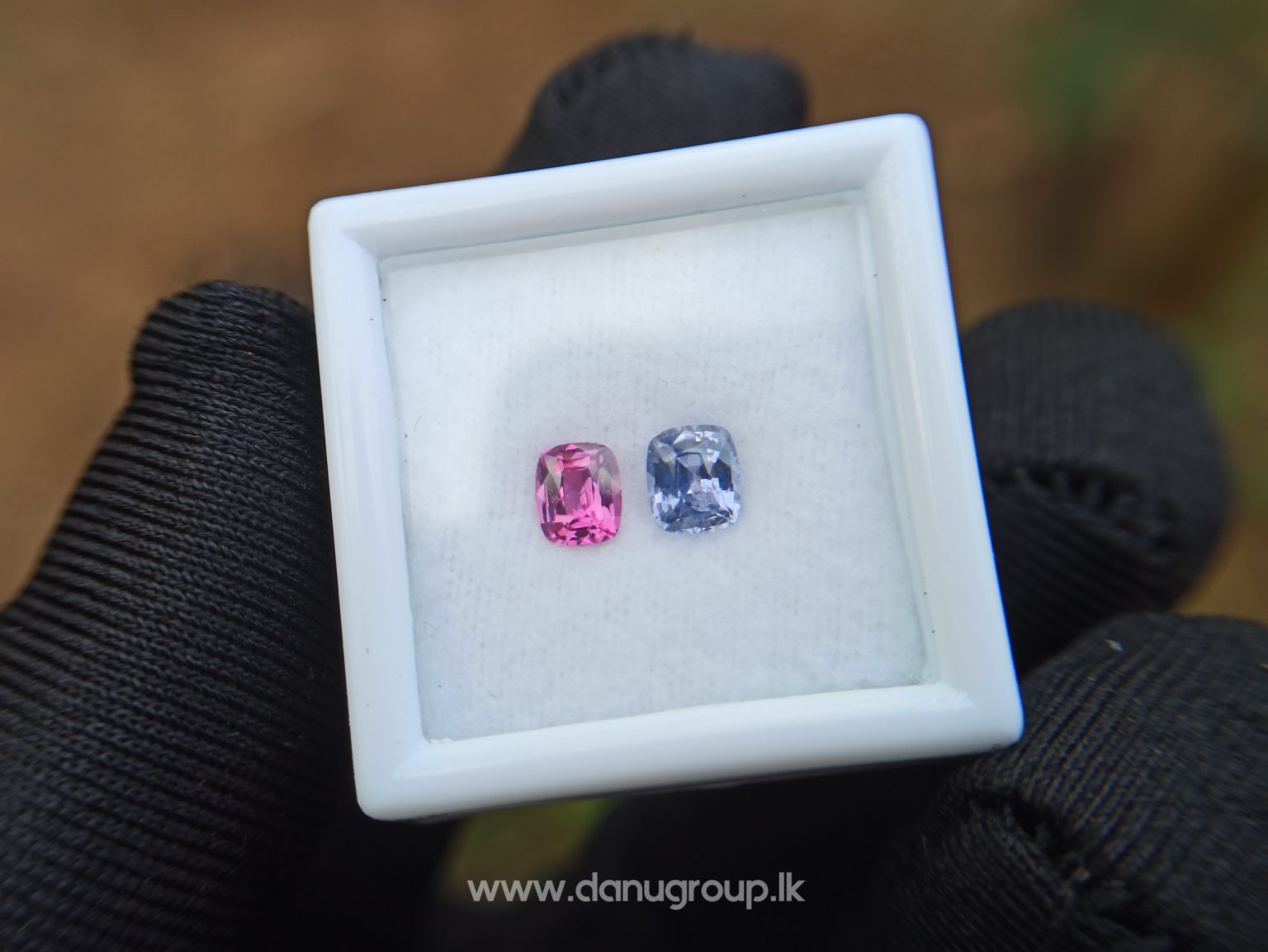 Ceylon Natural Violet and pink sapphire , fancy sapphire couple danu group Gemstones
