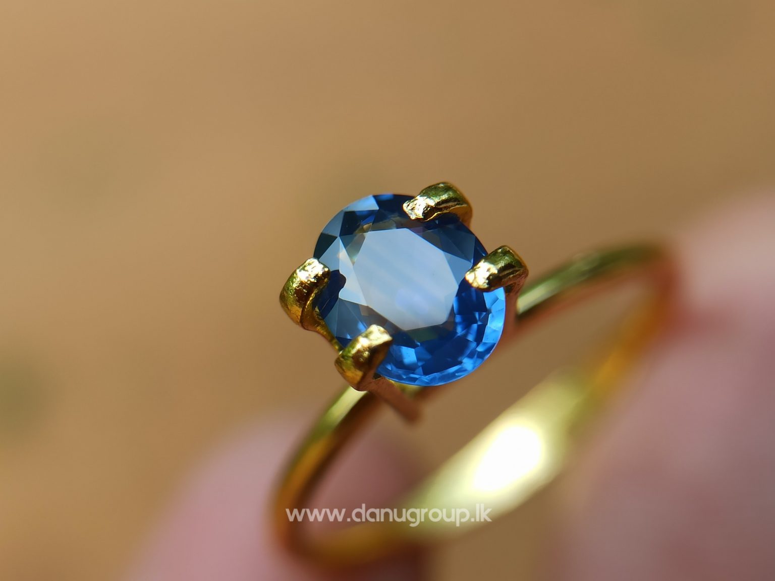 danugroup.lk - Ceylon Natural Cornflower Blue Sapphire Danu Group Gemstones Collections