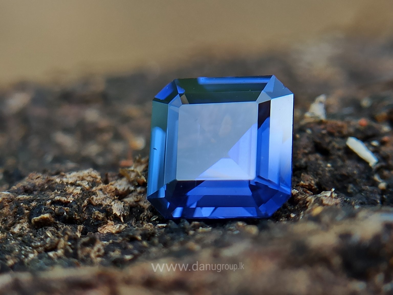 Ceylon Natural vivid blue royal blue Sapphire from Danu Group Gemstones Collections