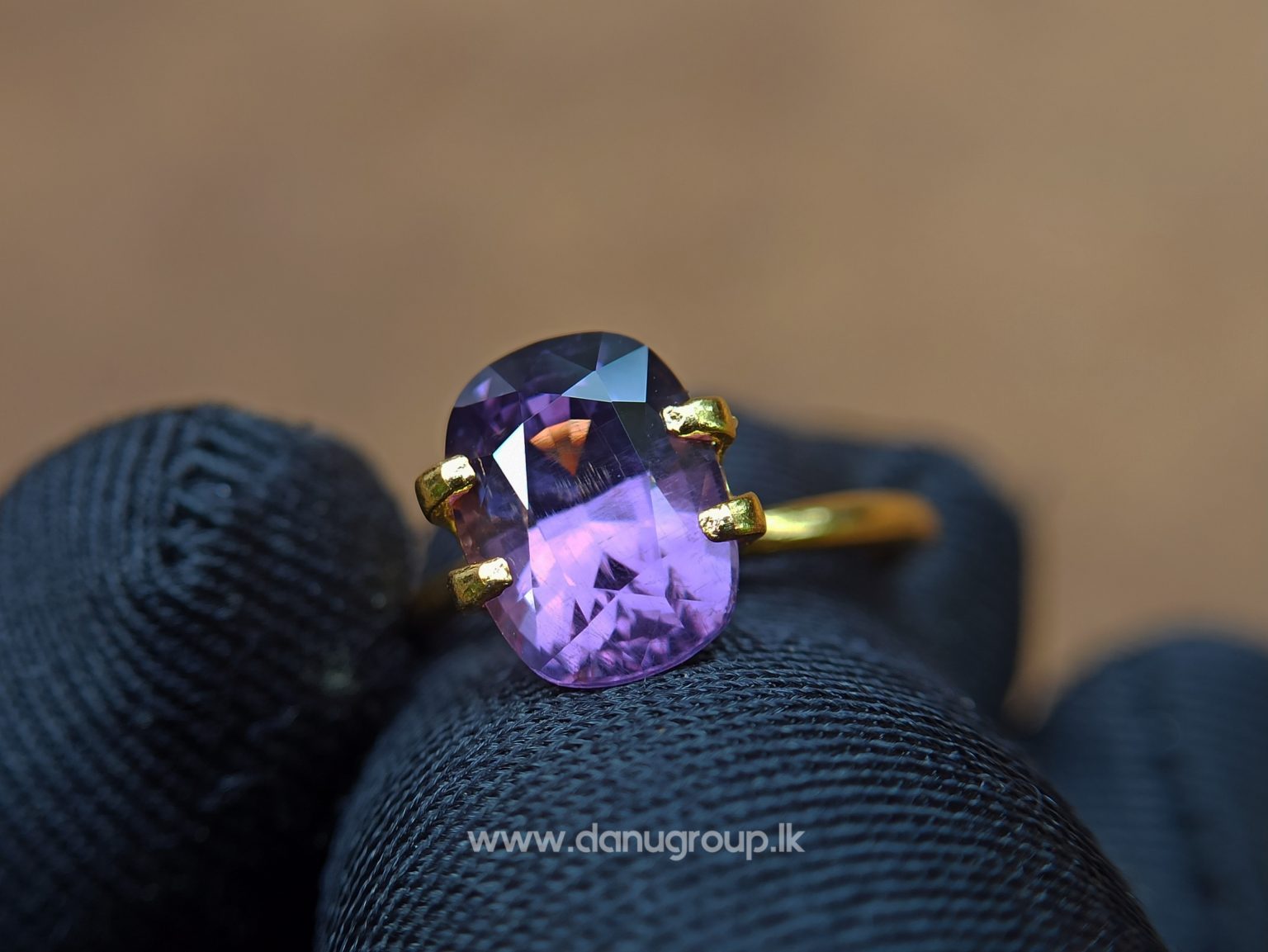 danugroup.lk - ceylon natural purple spinel from Danu Group
