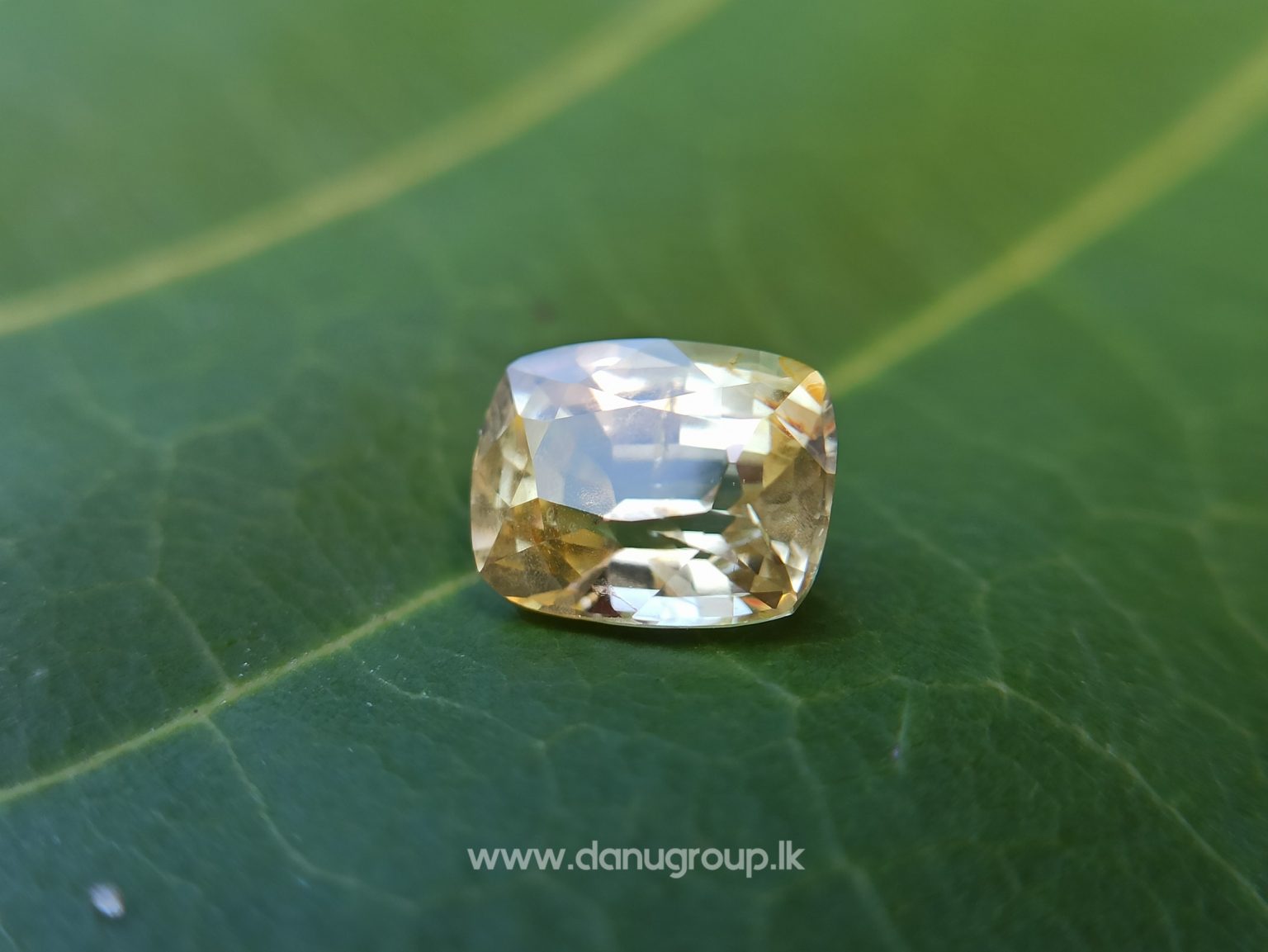 Ceylon Natural Yellow Sapphire - danugroup.lk