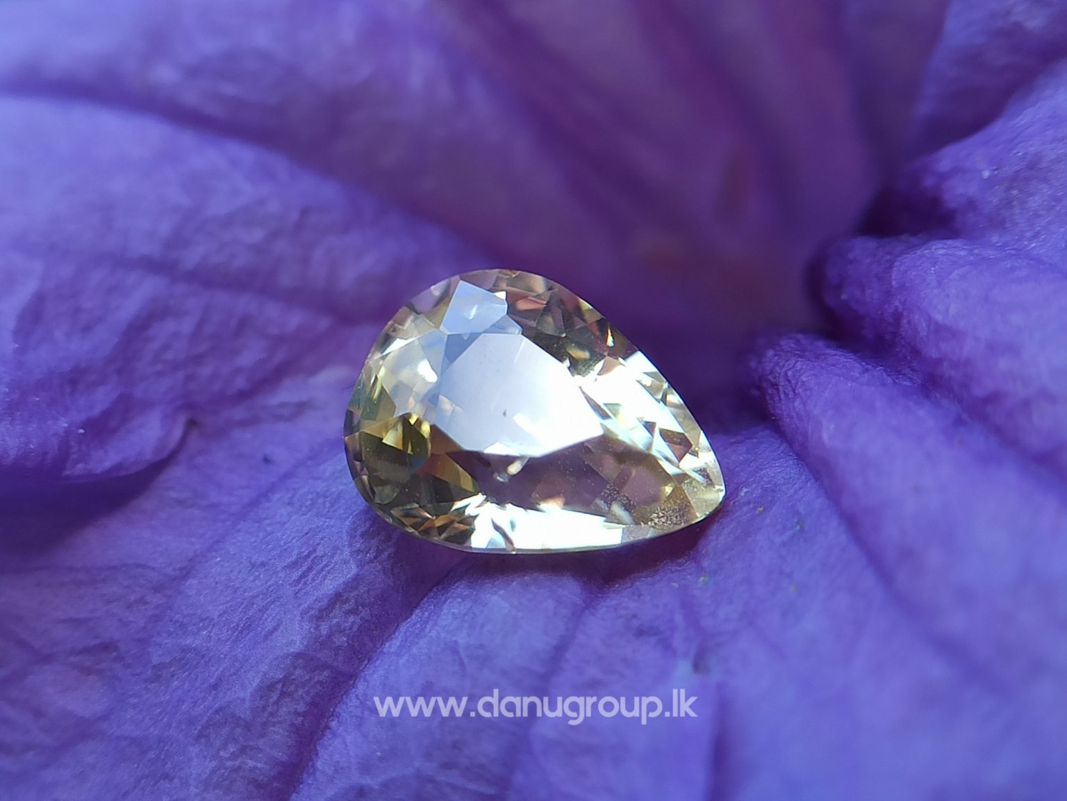 Ceylon Natural Yellow Sapphire - danugroup.lk