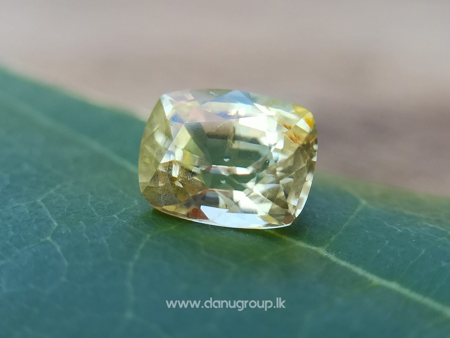 Ceylon Natural Yellow Sapphire - danugroup.lk