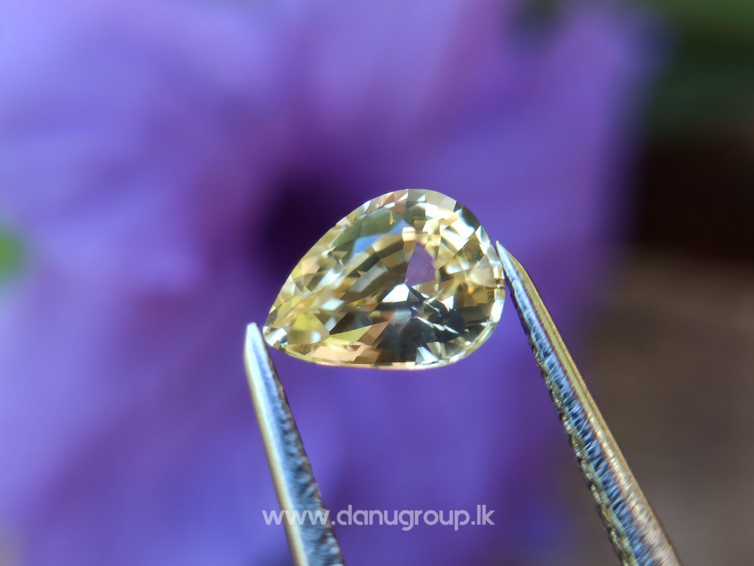 Ceylon Natural Yellow Sapphire - danugroup.lk