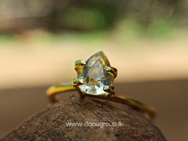 Ceylon Natural Yellow Sapphire - danugroup.lk