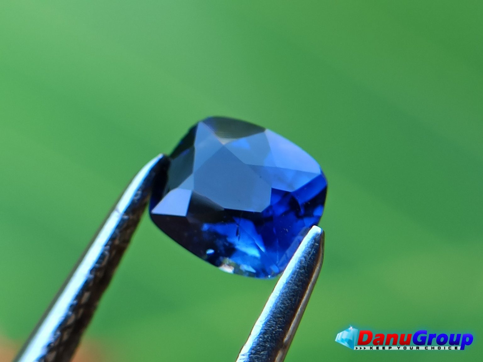 Ceylon Natural Vivid Royal Blue Sapphire Danu Group Gemstones
