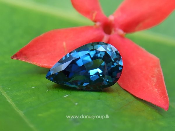Bluish-green Sapphire best grade pear drop shape gem from Danu Group - danugroup.lk