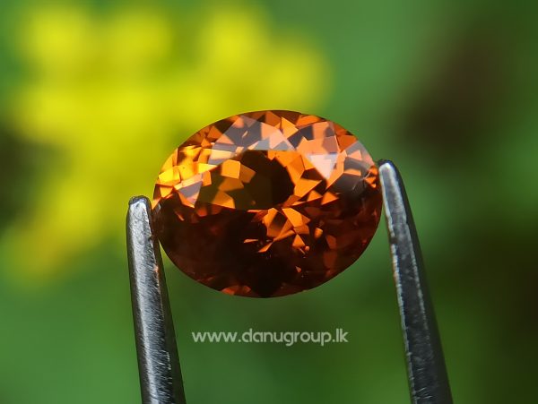 Natural Spessartite Garnet - Danu Group Gemstones Best Quality spessartite - danugroup.lk