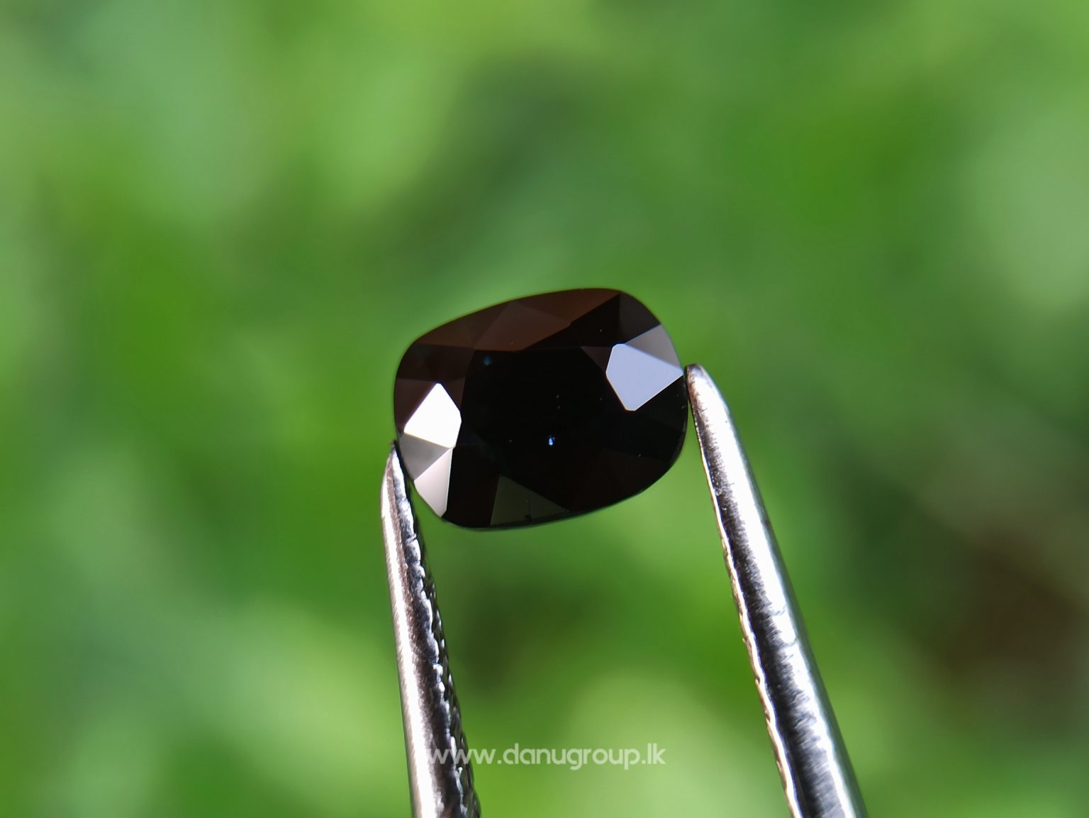 Natural Kaka neelam from Danu Group Dark blue sapphire stone for saturn