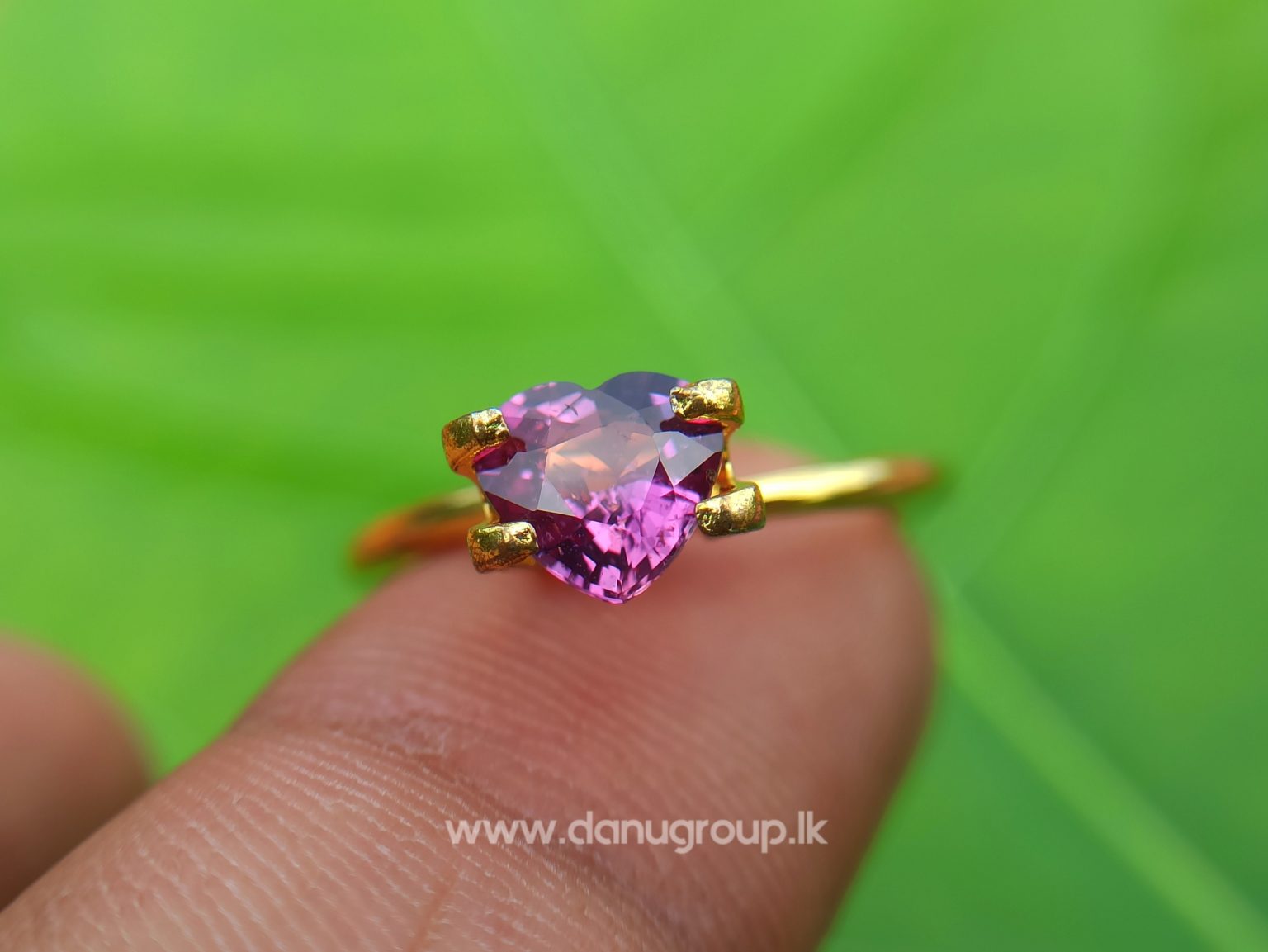 Ceylon Natural Vivid Pinkish Purple Sapphire Daju Group Gemstones Collections danugroup.lk