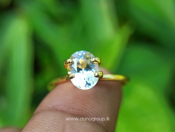 Ceylon Natural White Sapphire Oval Shape Gem From Danu Group Colourless Sapphire - danugroup.lk