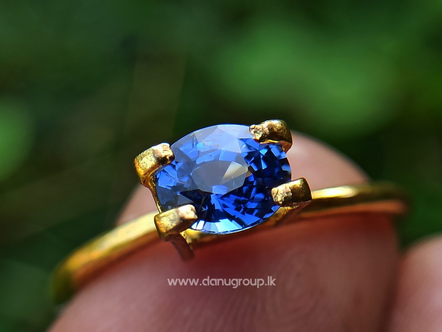 Real Old Peacock Colour - Ceylon Natural Peacock Blue Sapphire from Danu Group Gemstones Collection - danugroup.lk