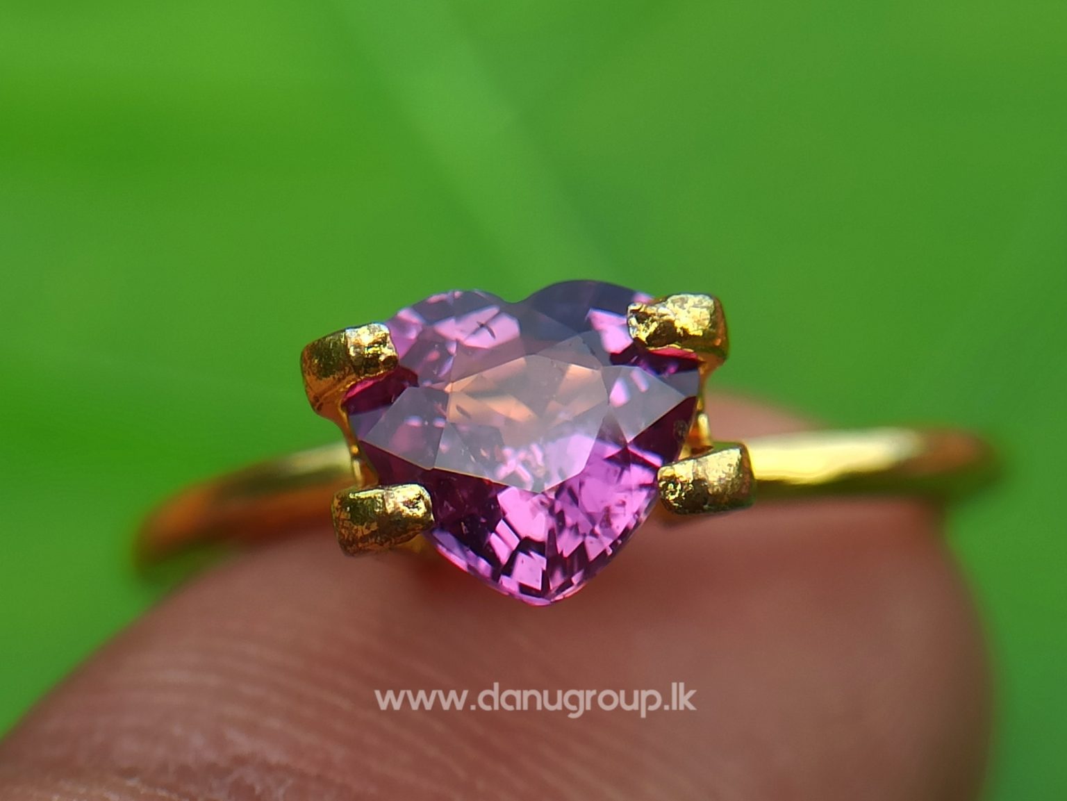 Ceylon Natural Vivid Pinkish Purple Sapphire Daju Group Gemstones Collections danugroup.lk