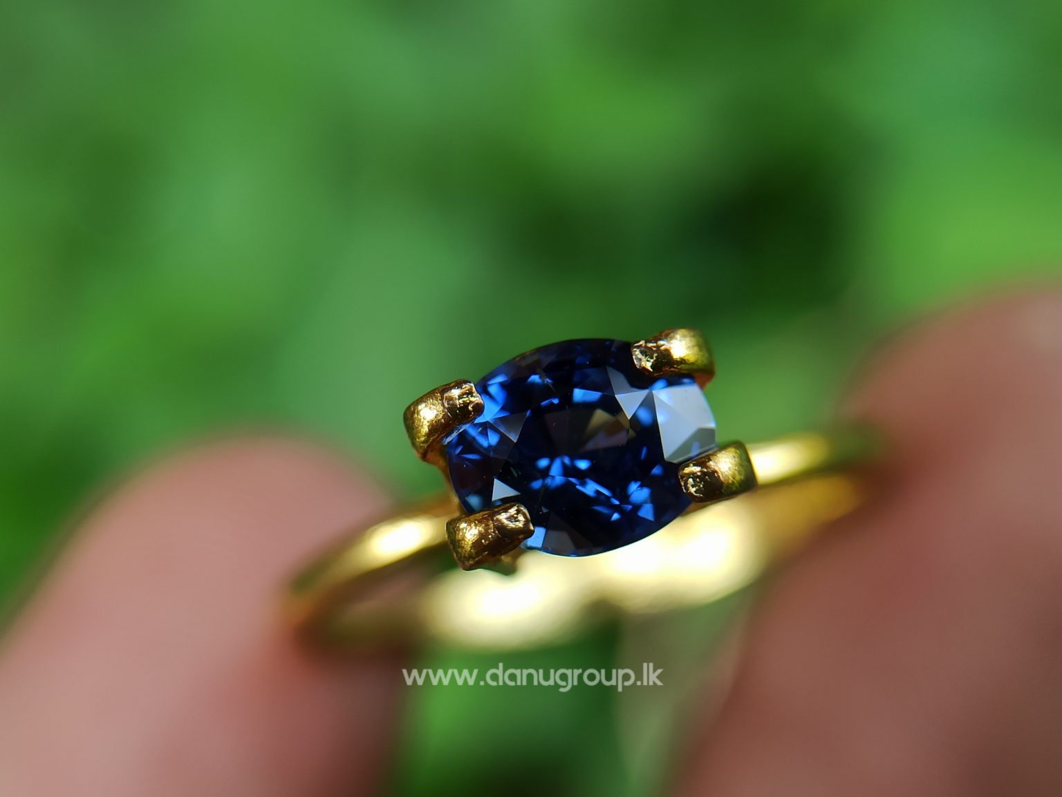 Real Old Peacock Colour - Ceylon Natural Peacock Blue Sapphire from Danu Group Gemstones Collection - danugroup.lk