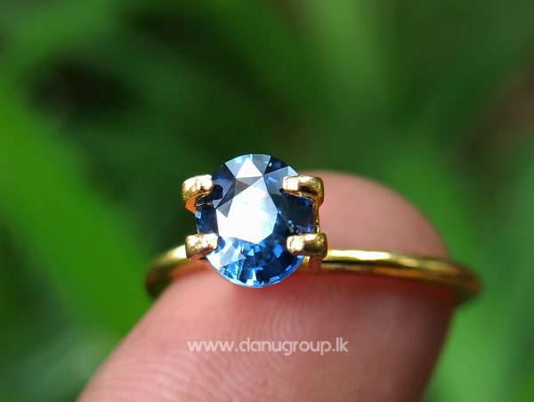 Ceylon Natural Unheated Blue Sapphire Oval Shape Stone from Danu Group -danugroup.lk