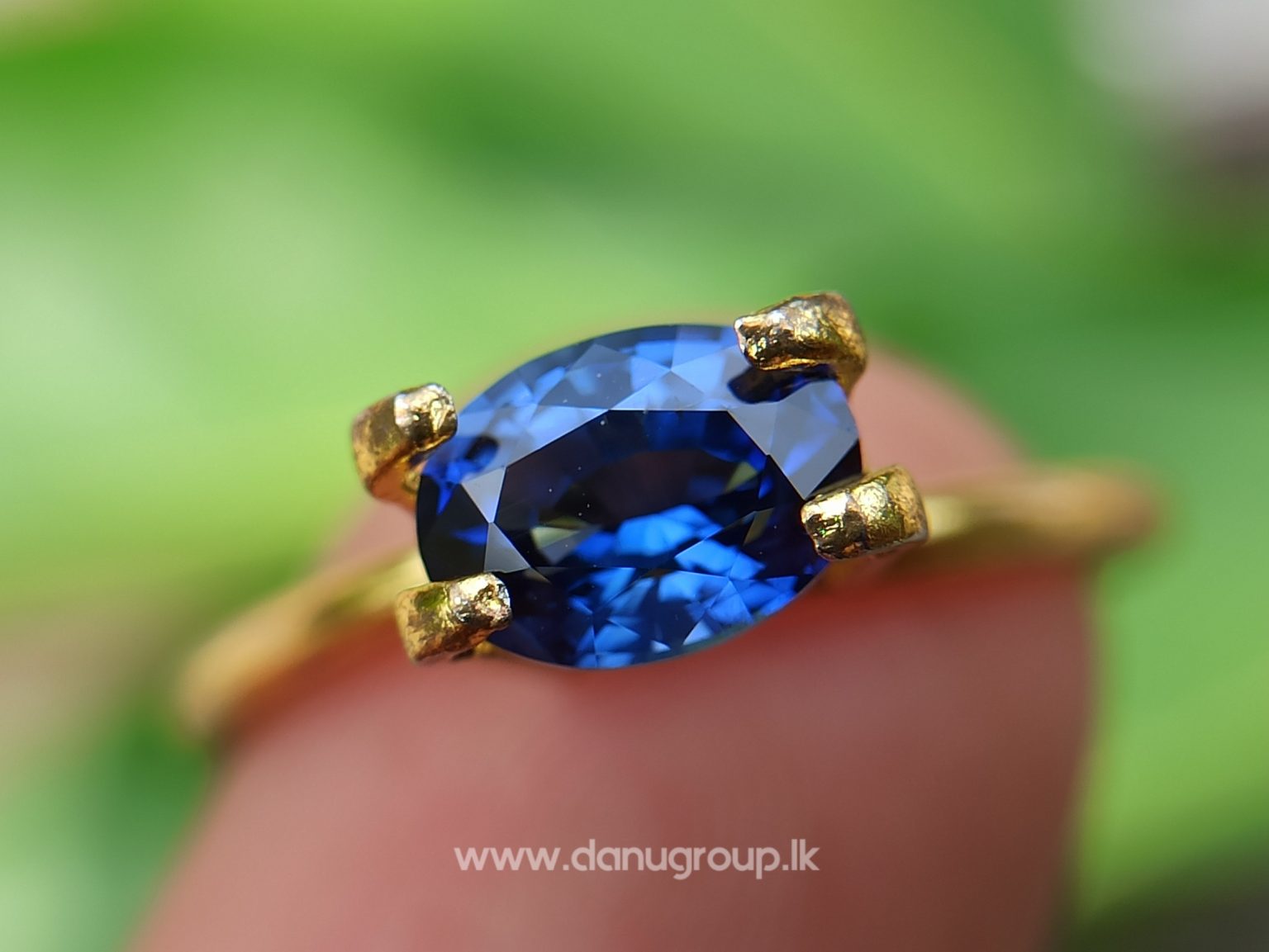Remarkable Royal blue Colour in Sapphire - Vivid Royal Blue Sapphire Oval shape gem from Danu Group - danugroup.lk