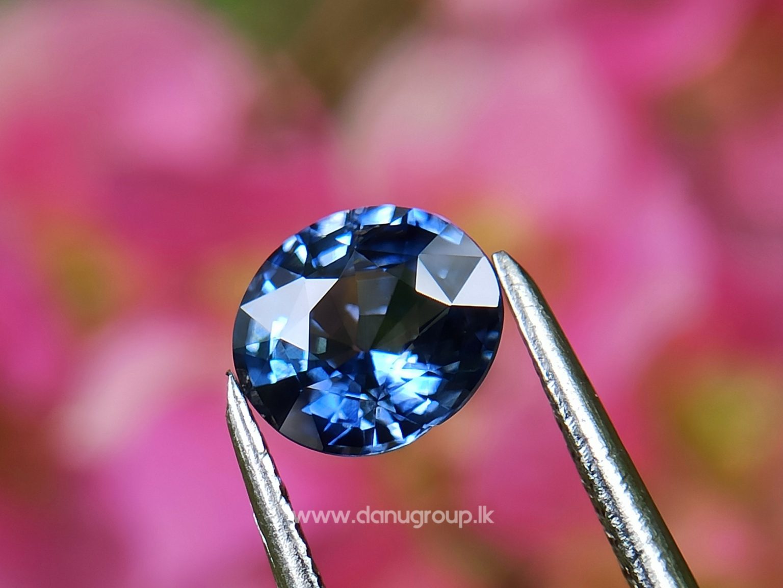 Ceylon Natural Unheated Blue Sapphire Oval Shape Stone from Danu Group -danugroup.lk