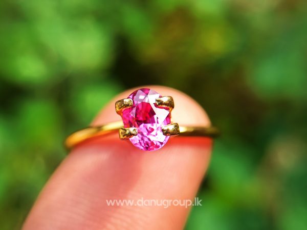 Remarkable Pink Colour In Ceylon Sapphire - Vivid Pink sapphire from Danu Group high quality ceylon sapphire - danugroup.lk