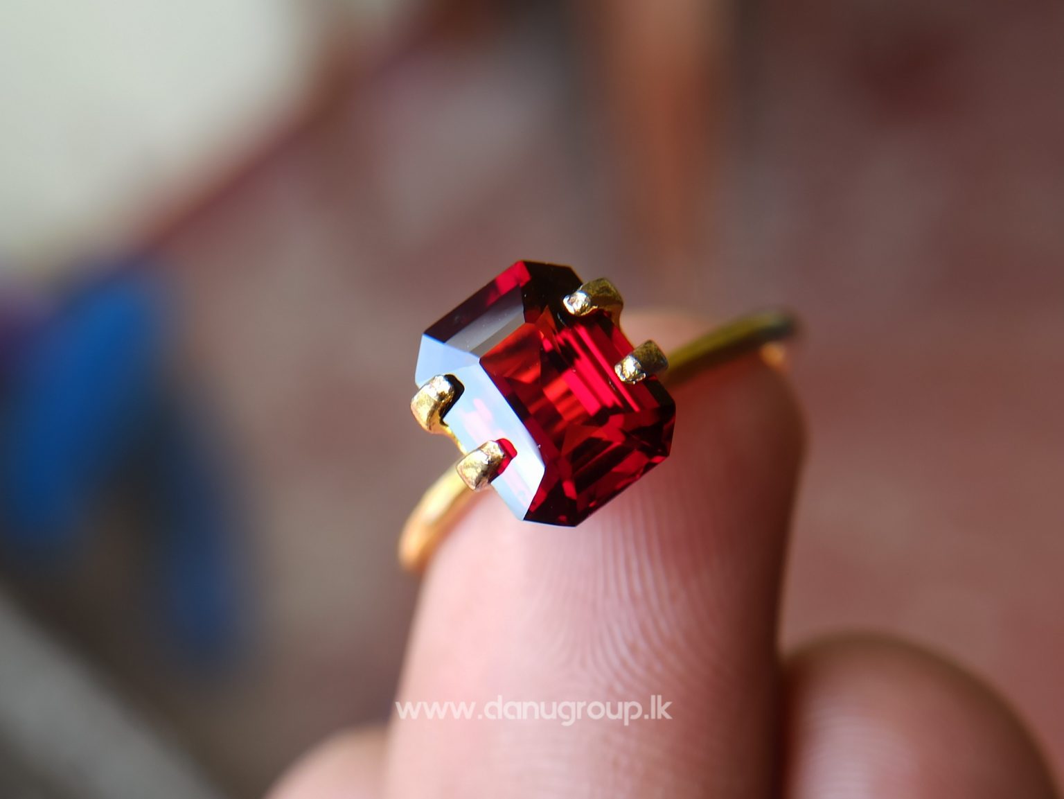 Ceylon Natural Pyrop Almandite Garnet from Danu Group