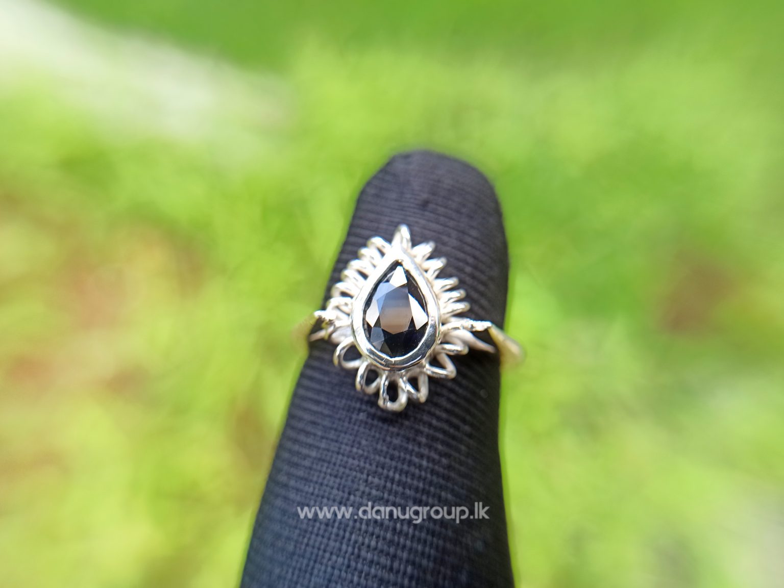 Ceylon Natural Dark blue sapphire pear shape stone with genuine silver ring handmade - kaka neelam danugroup.lk