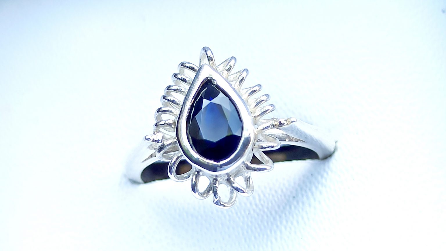 Ceylon Natural Dark blue sapphire pear shape stone with genuine silver ring handmade - kaka neelam danugroup.lk