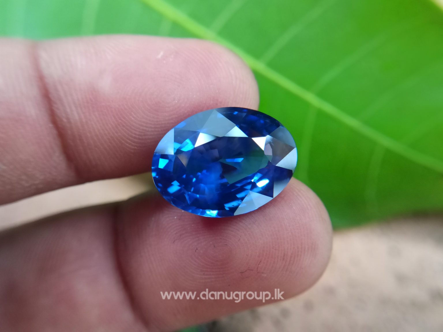 High Quality Ceylon Royal Blue Sapphire Big Oval stone from Danu Group