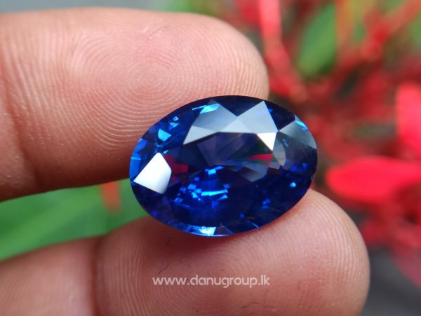 High Quality Ceylon Royal Blue Sapphire Big Oval stone from Danu Group