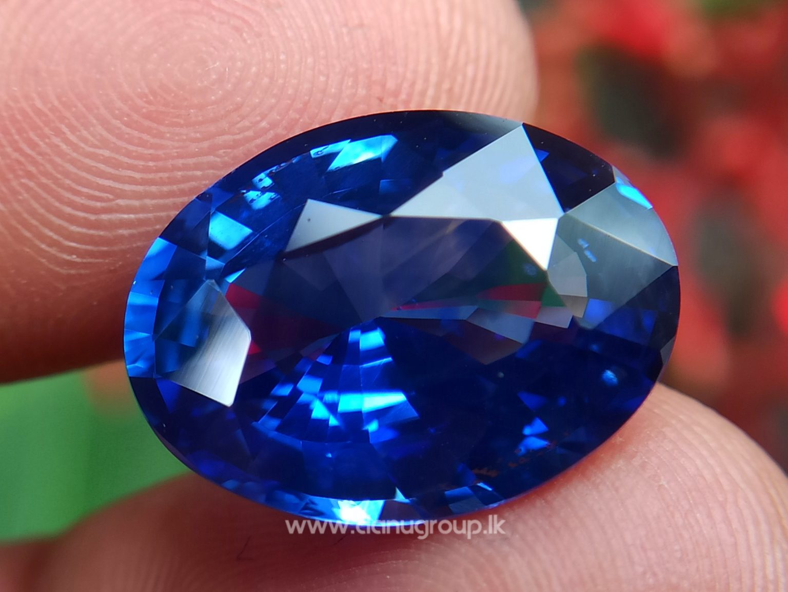 High Quality Ceylon Royal Blue Sapphire Big Oval stone from Danu Group