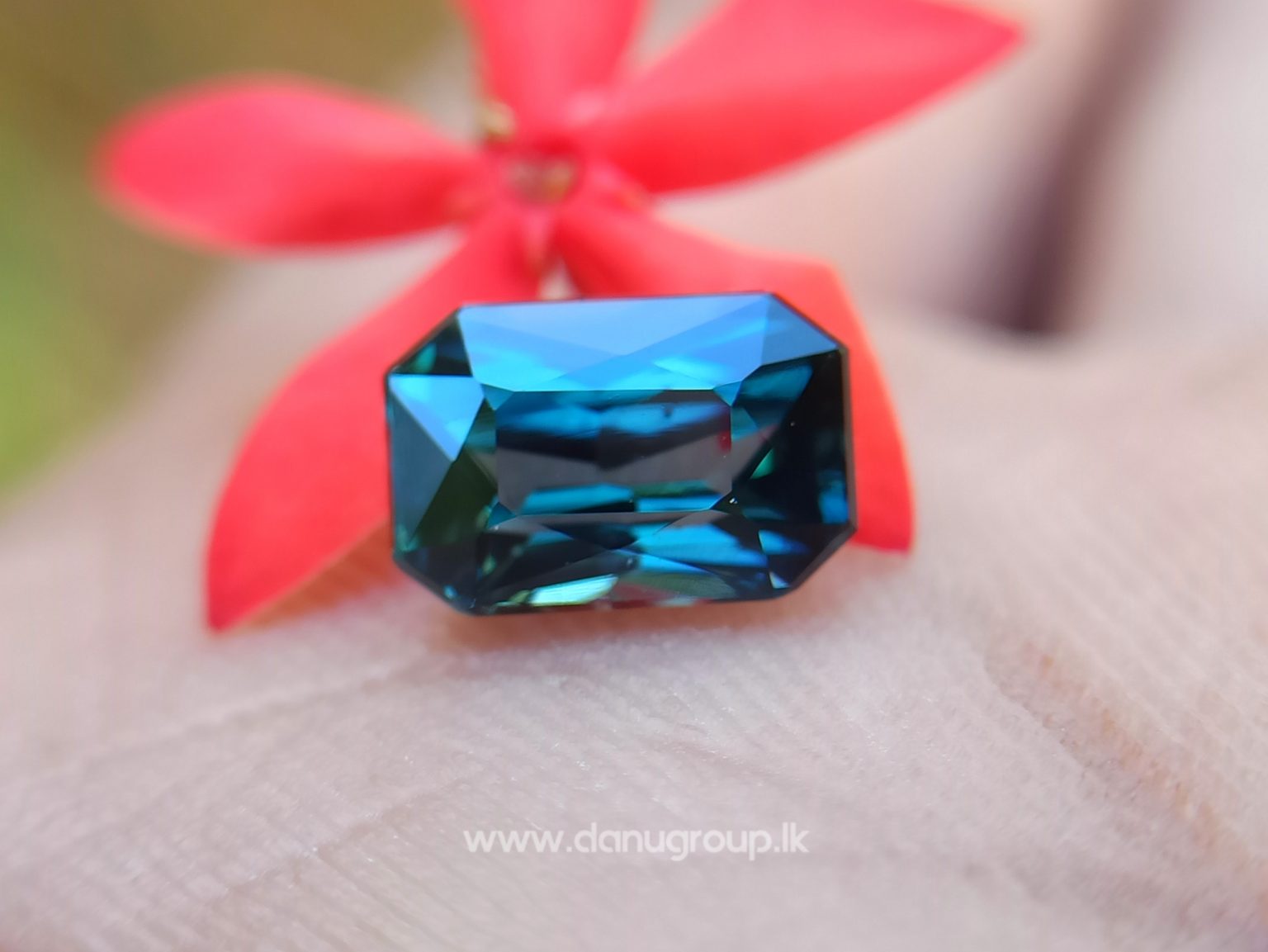 Natural Blue Green Sapphire - Teal Sapphire from Danu Group