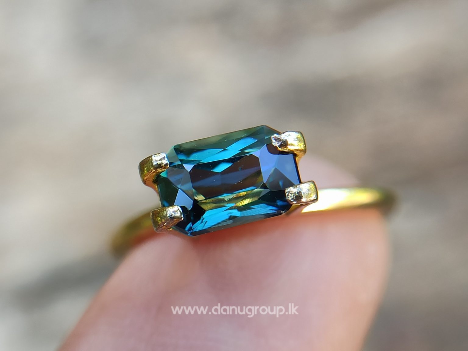 Natural Blue Green Sapphire - Teal Sapphire from Danu Group