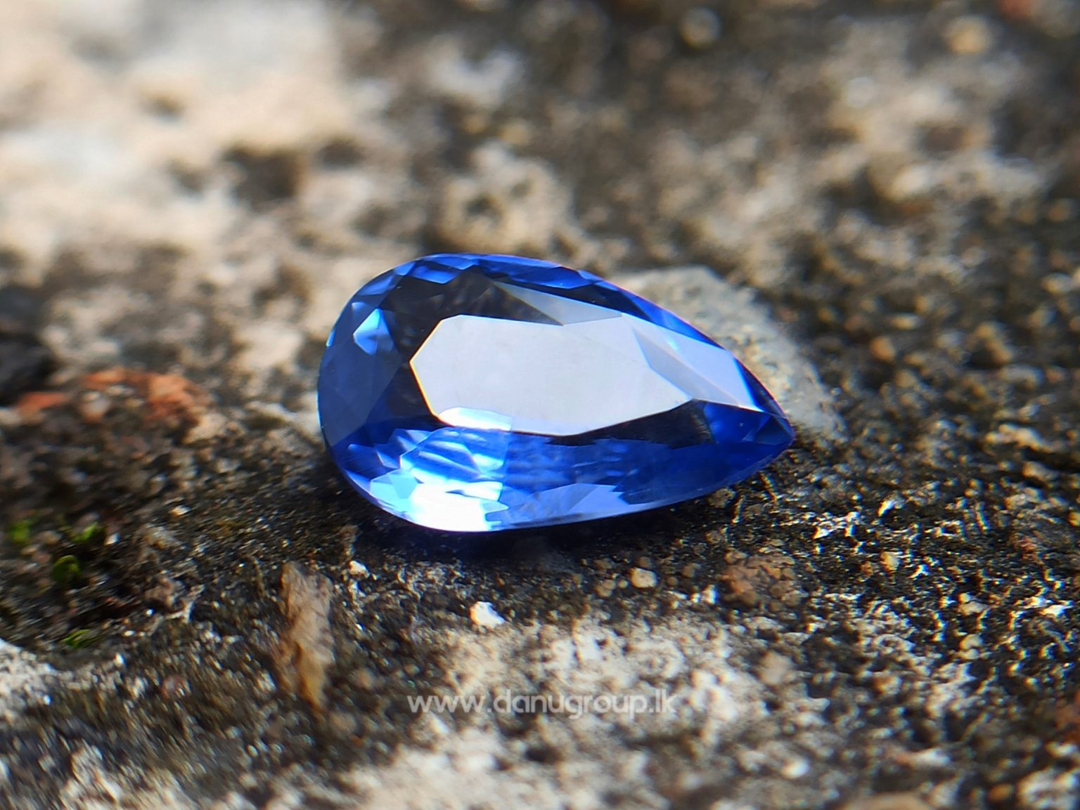 Natural Blue Sapphire from Sri Lanka - Ceylon Blue Pear shape Unheated gem Danu Group Gemstones Collections