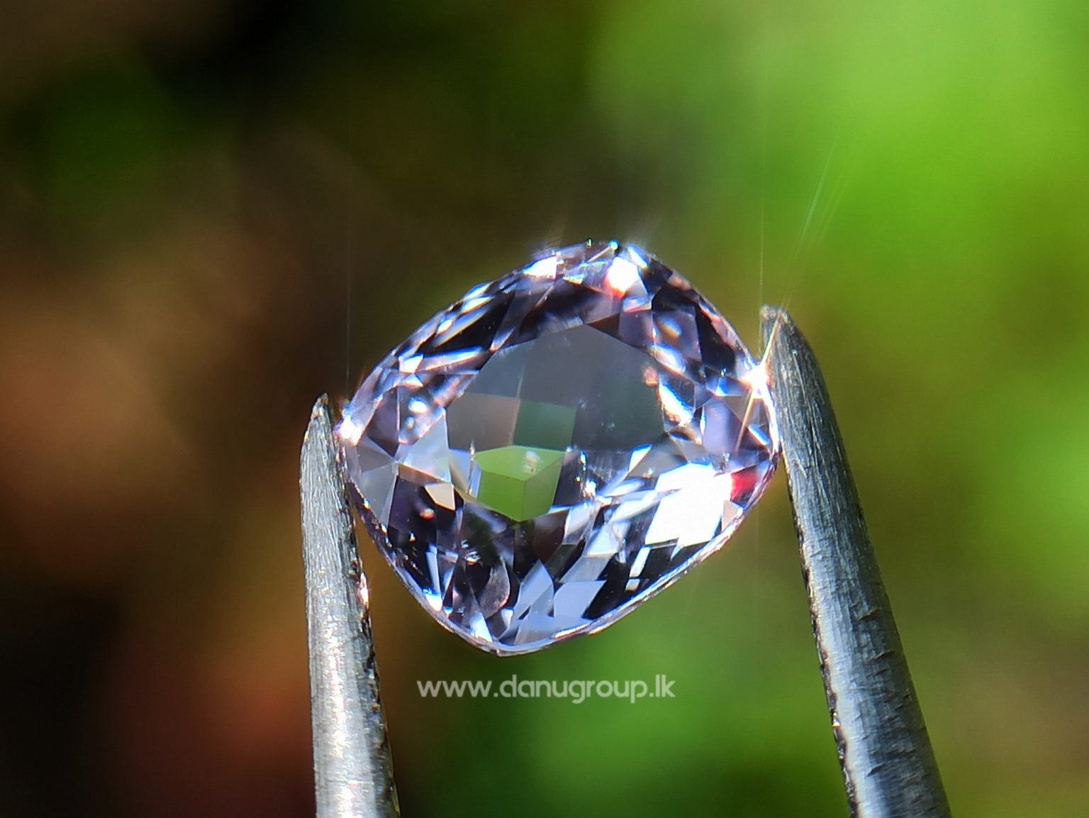 Ceylon Natural Light Purple Sapphire - Purple Sapphire stone