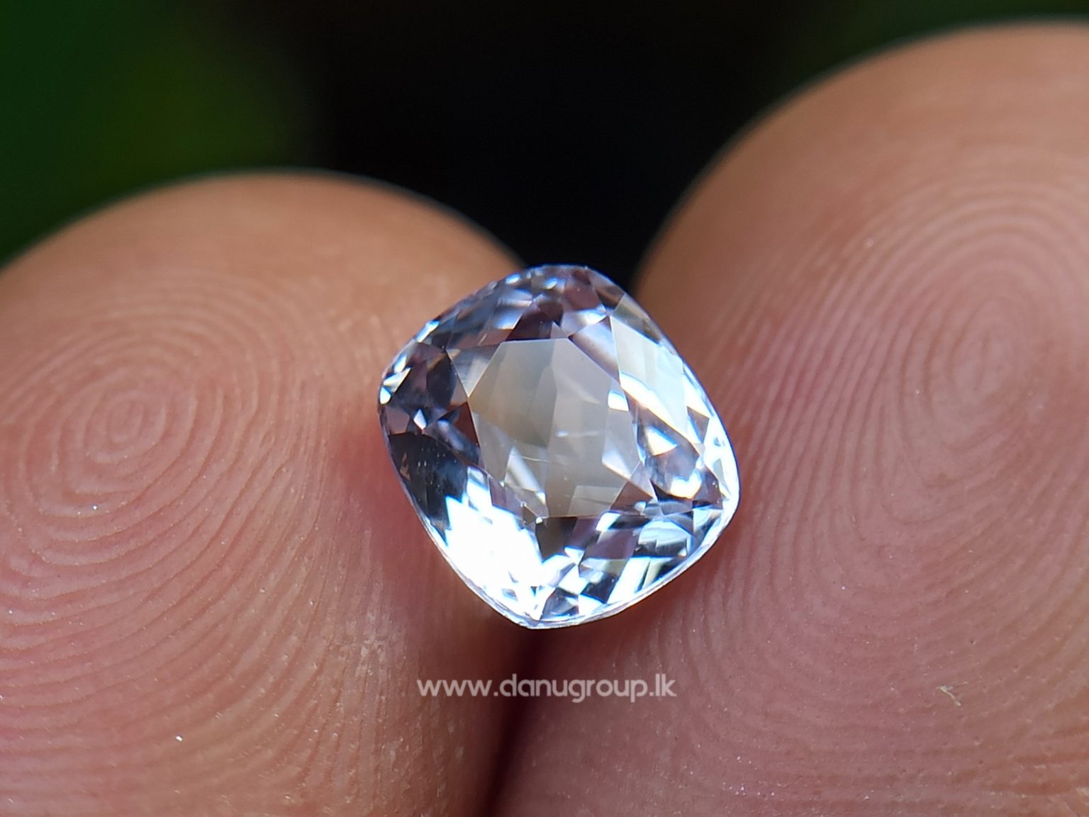 Ceylon Natural Light Purple Sapphire - Purple Sapphire stone