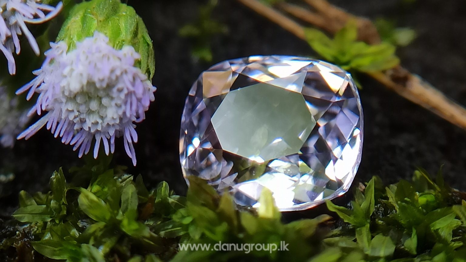 Ceylon Natural Light Purple Sapphire - Purple Sapphire stone