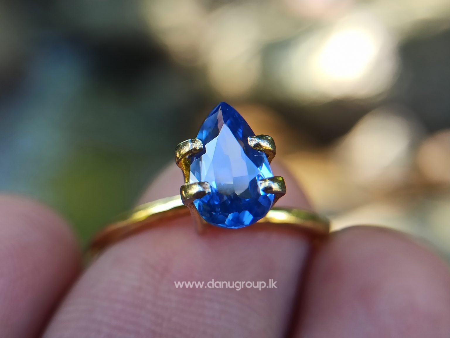 Natural Blue Sapphire from Sri Lanka - Ceylon Blue Pear shape Unheated gem Danu Group Gemstones Collections