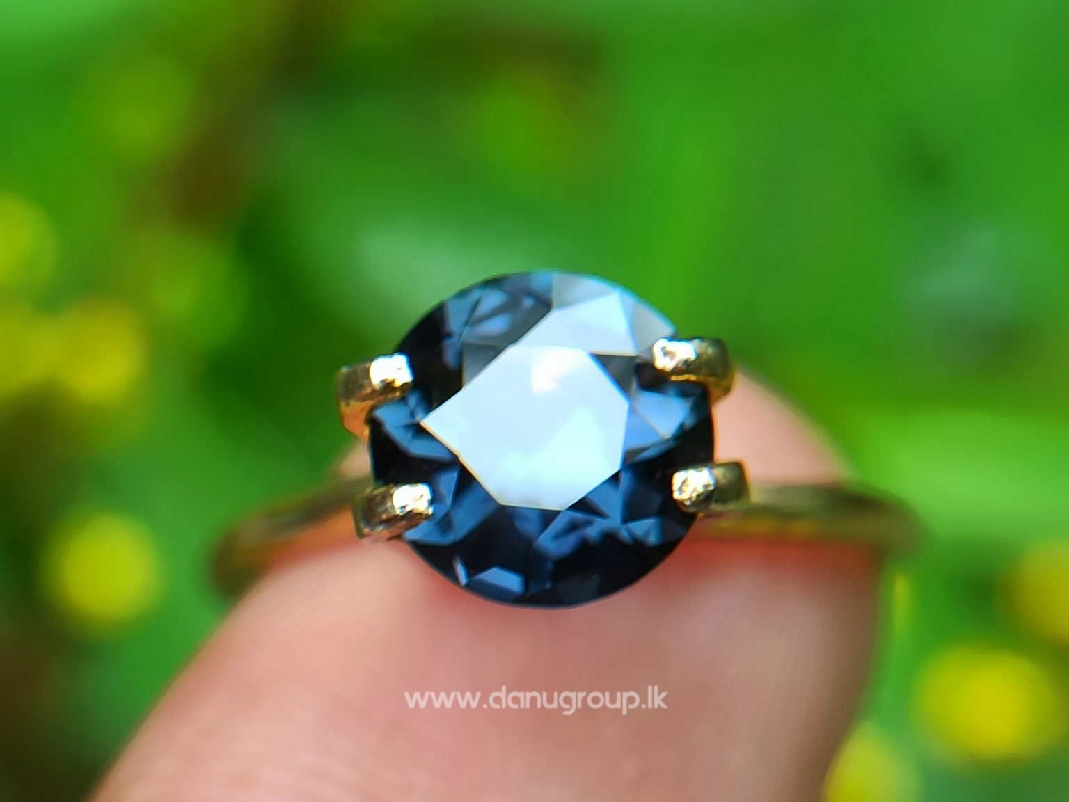 Color Change Sapphire Greenish Blue to purple Round shape rare sapphire from Danu Group Gemstones Collections