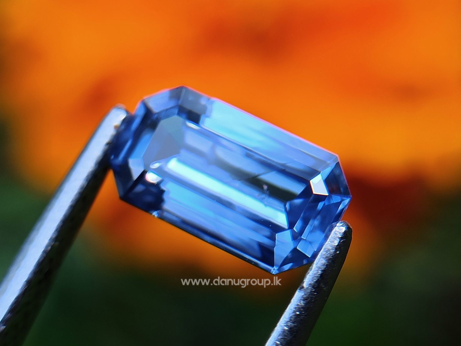CEYLON BLUE SAPPHIRE OCTAGON SHAPE STONE NICE GEM FOR ENGAGEMENT RING - DANU GROUP GEMSTONES