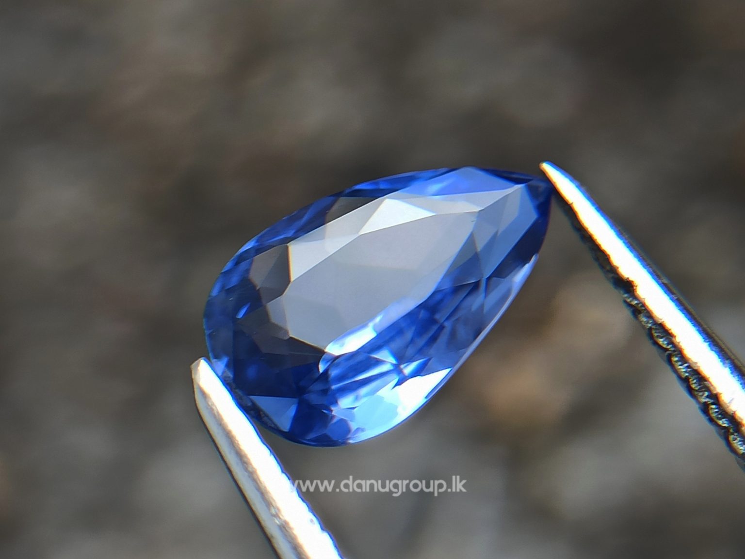 Natural Blue Sapphire from Sri Lanka - Ceylon Blue Pear shape Unheated gem Danu Group Gemstones Collections