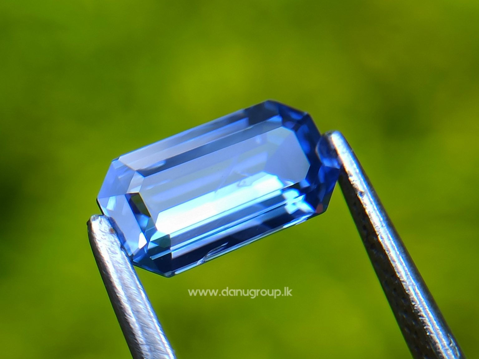 CEYLON BLUE SAPPHIRE OCTAGON SHAPE STONE NICE GEM FOR ENGAGEMENT RING - DANU GROUP GEMSTONES