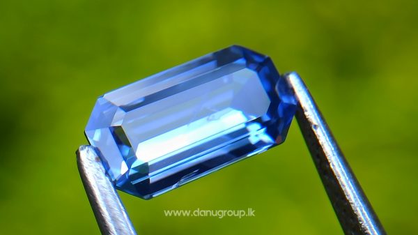 CEYLON BLUE SAPPHIRE OCTAGON SHAPE STONE NICE GEM FOR ENGAGEMENT RING - DANU GROUP GEMSTONES