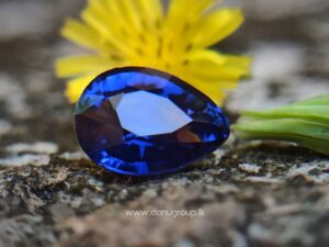 Color Change Sapphire - Pear Shape Blue to violet color changing sapphire stone from Sri Lanka