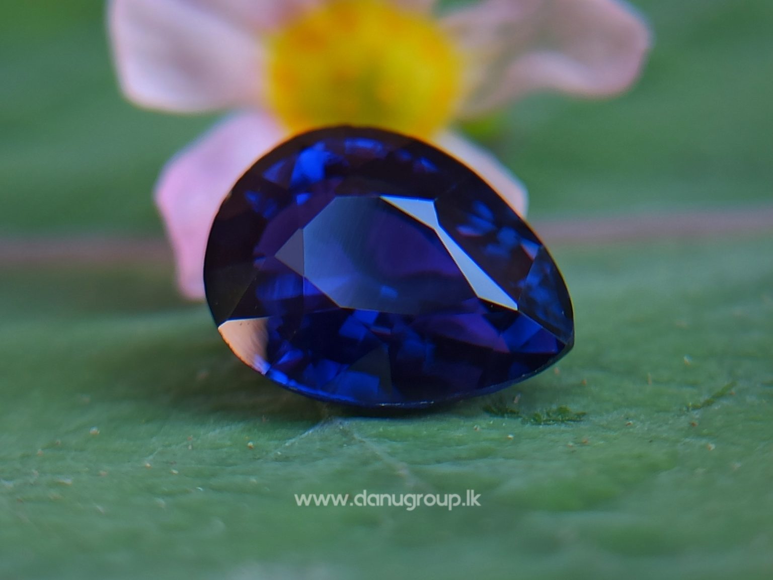 Color Change Sapphire - Pear Shape Blue to violet color changing sapphire stone from Sri Lanka