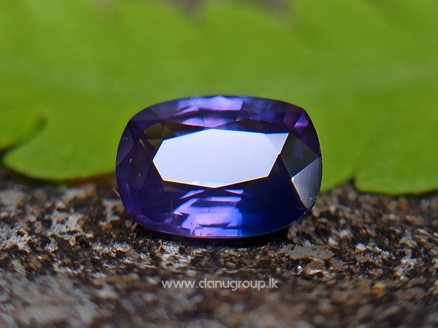 Ceylon Purple Sapphire with Blue color zoning Danu Group Gemstones from ceylon