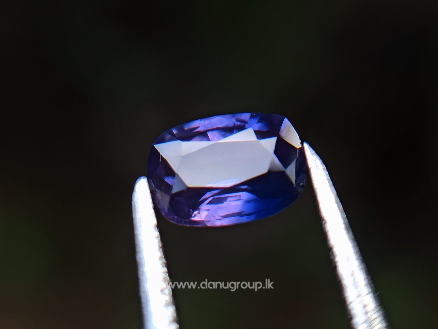 Ceylon Purple Sapphire with Blue color zoning Danu Group Gemstones from ceylon