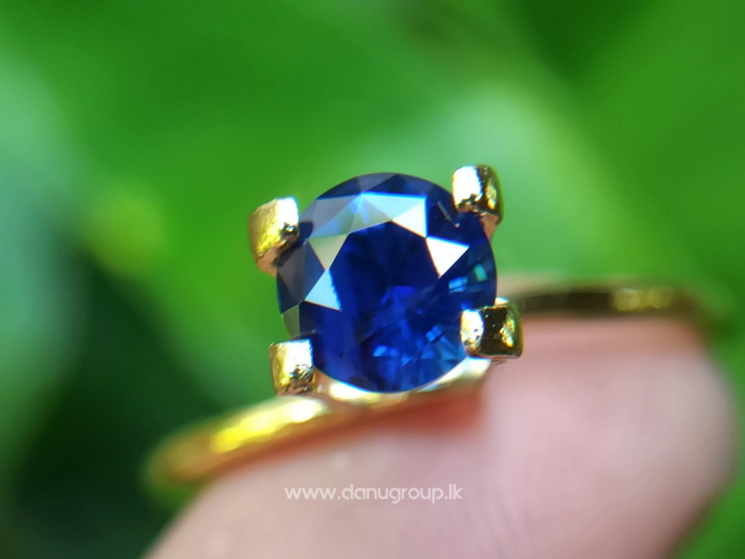 Ceylon blue sapphire Round Peacock blue precious stones from famous sapphire mining village rambuka Sri Lanka danu group Gemstones
